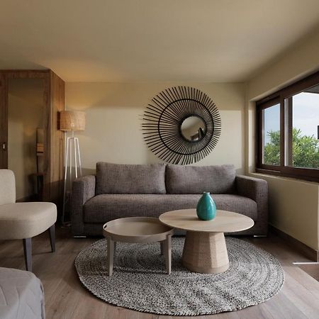 Dendrilia Villa & Suite By Rodostamo Collection 卡西奥皮 外观 照片