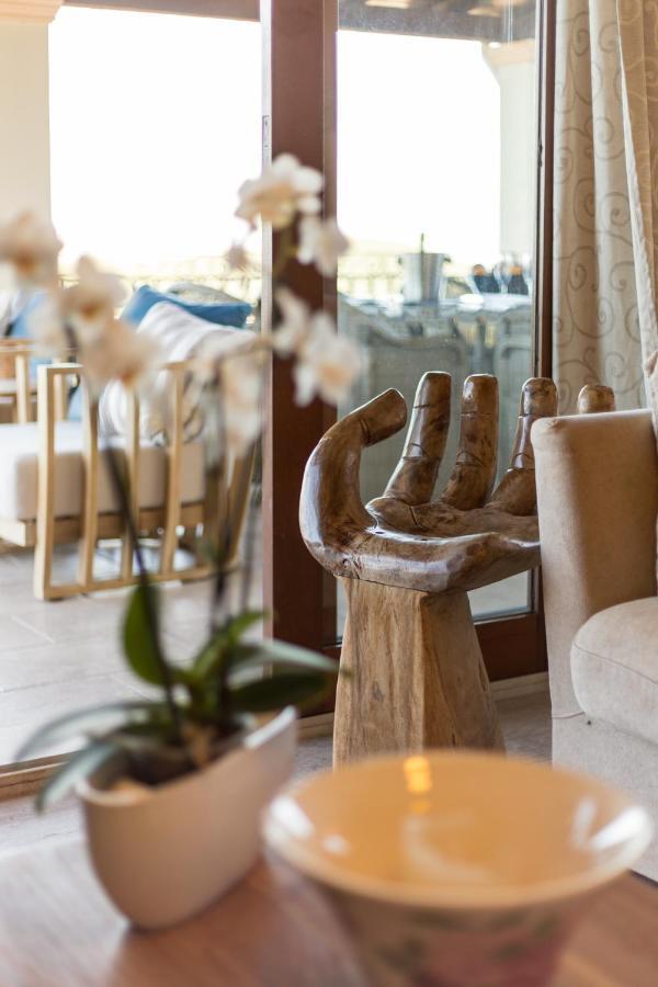 Dendrilia Villa & Suite By Rodostamo Collection 卡西奥皮 外观 照片